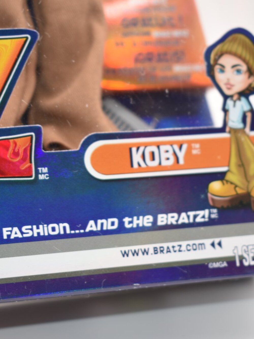2023 Bratz Boys KOBY Doll W/2 Complete Outfits and Poster NRFB - Picture 10 of 11